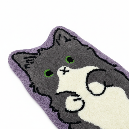Felix 脸部斜角特写
